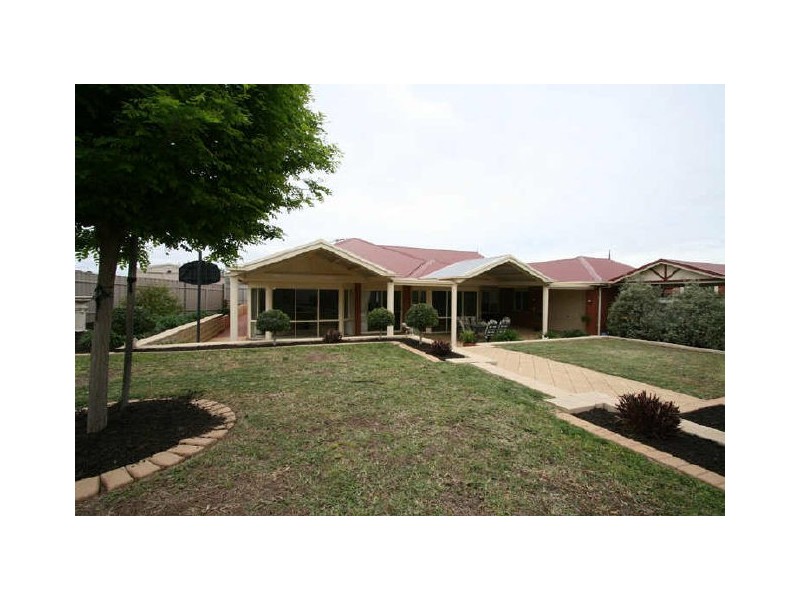 7 The Outlook, Salisbury Heights SA 5109