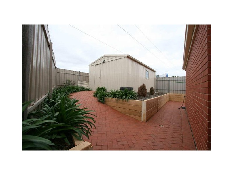 7 The Outlook, Salisbury Heights SA 5109