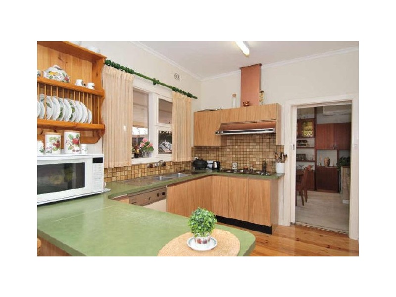 17 Russell Road, Athelstone SA 5076