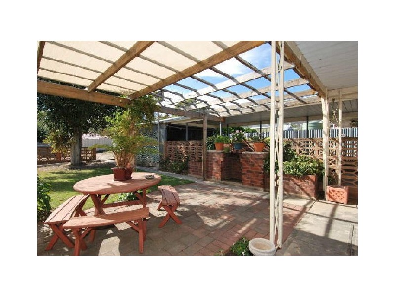 17 Russell Road, Athelstone SA 5076