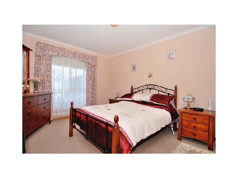 12 Thornton Drive, Greenwith SA 5125