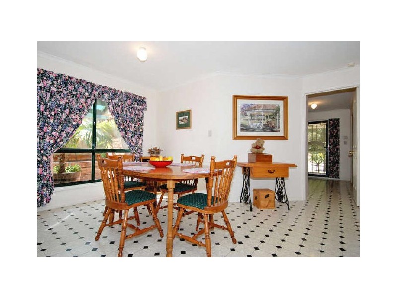 12 Halcyon Avenue, Greenwith SA 5125