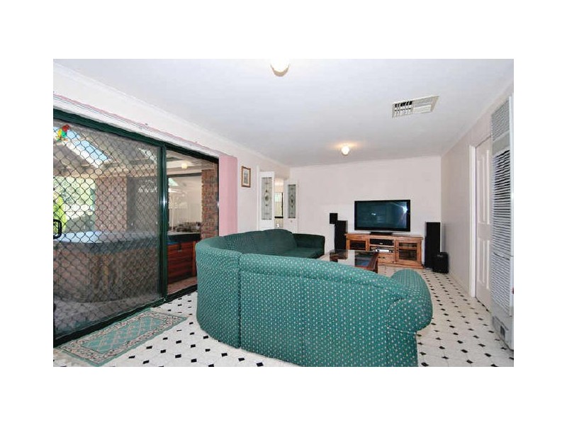 12 Halcyon Avenue, Greenwith SA 5125