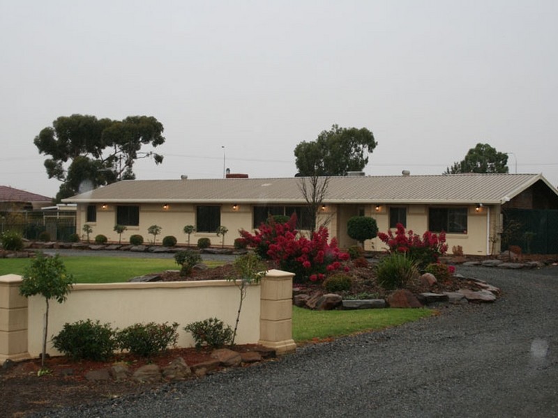 15 Wyatt Road, Direk SA 5110