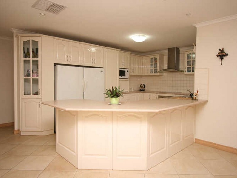 15 Wyatt Road, Direk SA 5110