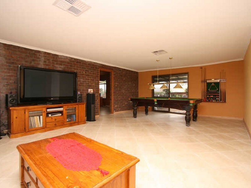 15 Wyatt Road, Direk SA 5110