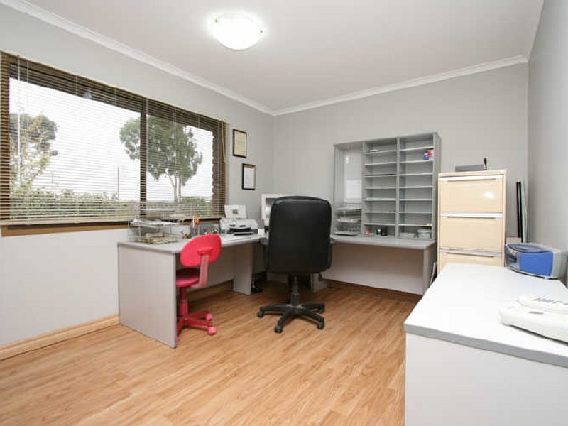 15 Wyatt Road, Direk SA 5110