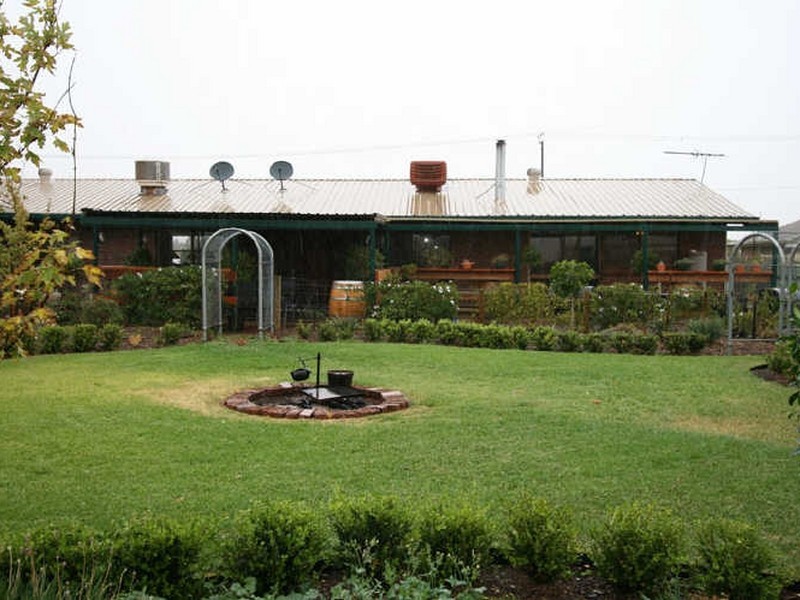 15 Wyatt Road, Direk SA 5110