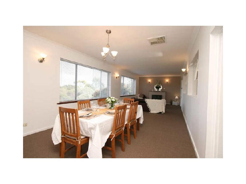 7 Murrell Road, Para Hills SA 5096