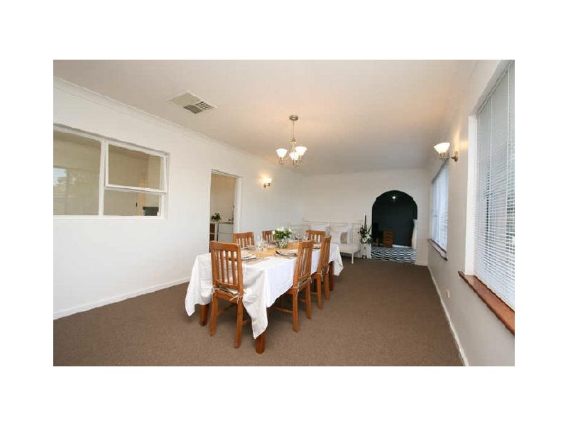 7 Murrell Road, Para Hills SA 5096