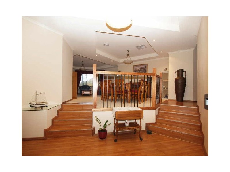 25 McCann Place, Greenwith SA 5125