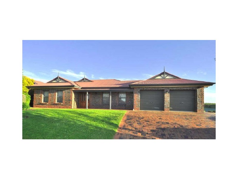 7 Broughton Place, Greenwith SA 5125
