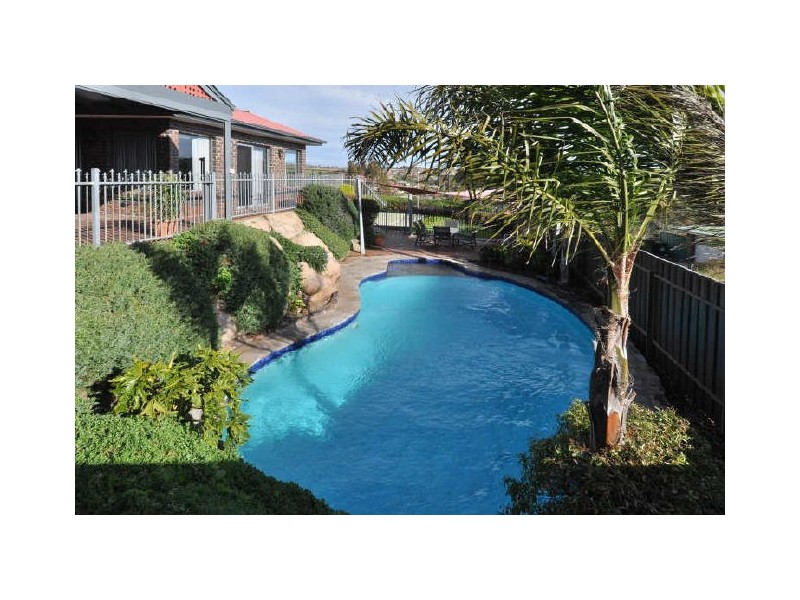 7 Broughton Place, Greenwith SA 5125