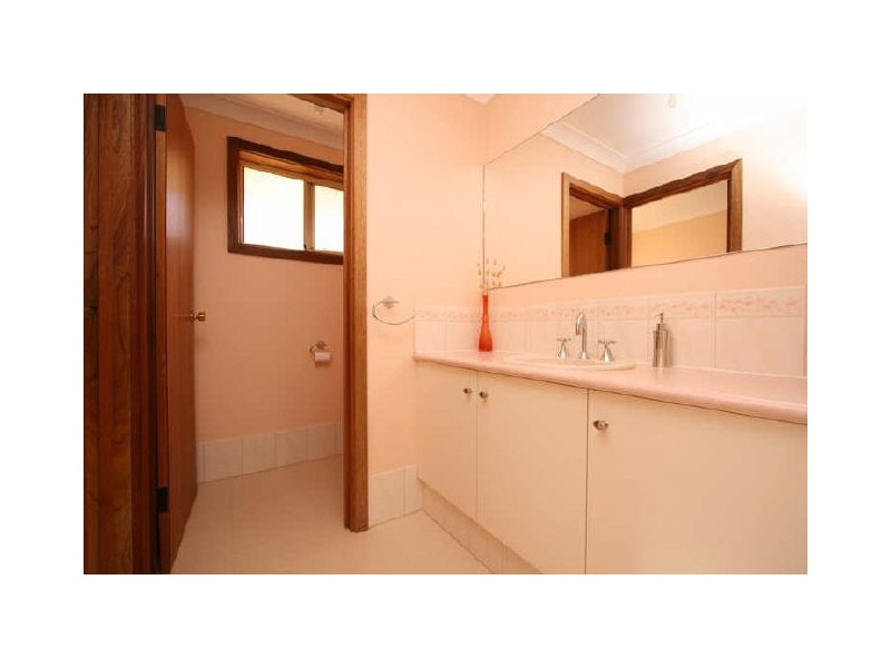 3 Lachlan Street, Greenwith SA 5125