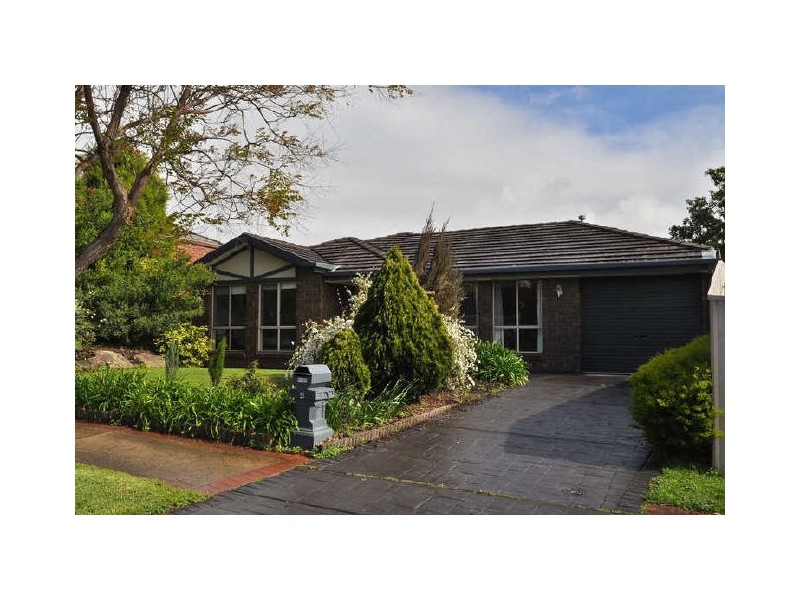 4 Amisfield Crescent, Greenwith SA 5125