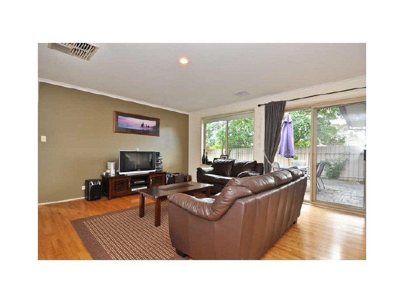 4 Amisfield Crescent, Greenwith SA 5125