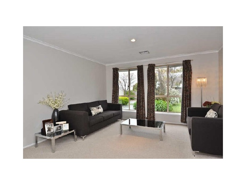 4 Amisfield Crescent, Greenwith SA 5125