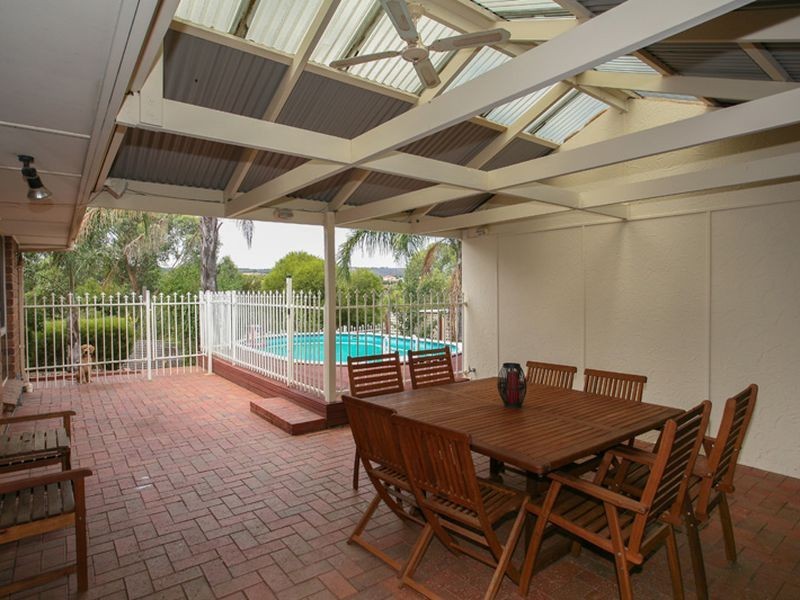 14 Donovan Street, Greenwith SA 5125