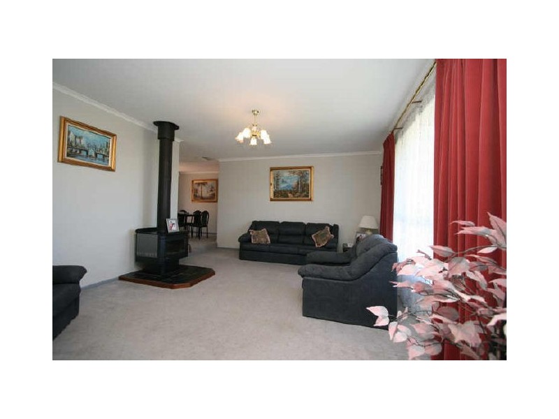 7 Festive Place, Greenwith SA 5125