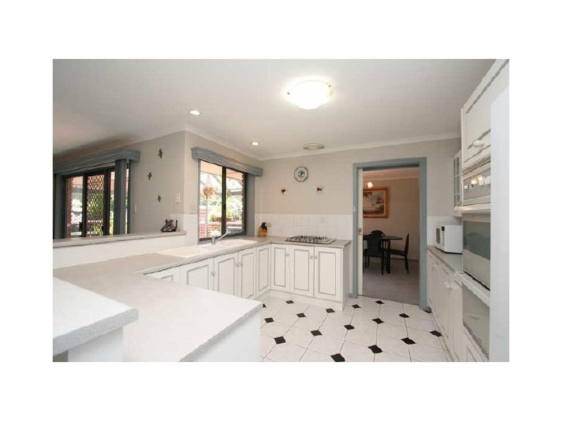 7 Festive Place, Greenwith SA 5125