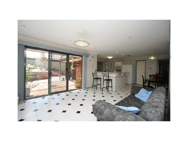 7 Festive Place, Greenwith SA 5125