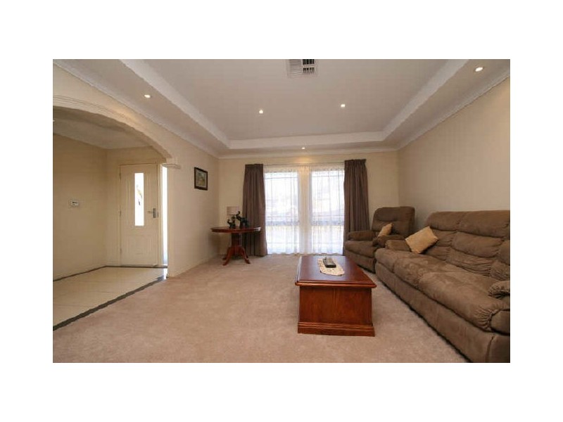 6 Lilford Court, Greenwith SA 5125