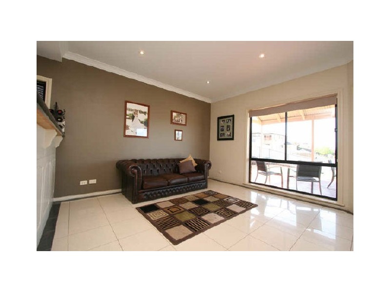 6 Lilford Court, Greenwith SA 5125