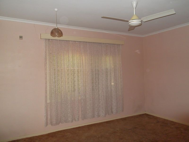 32 Oldham Road, Elizabeth Vale SA 5112