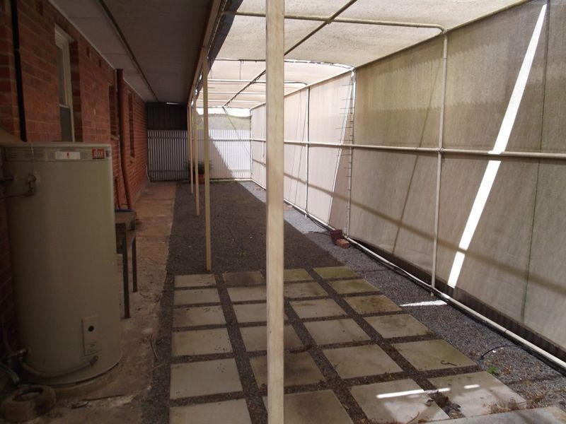 32 Oldham Road, Elizabeth Vale SA 5112