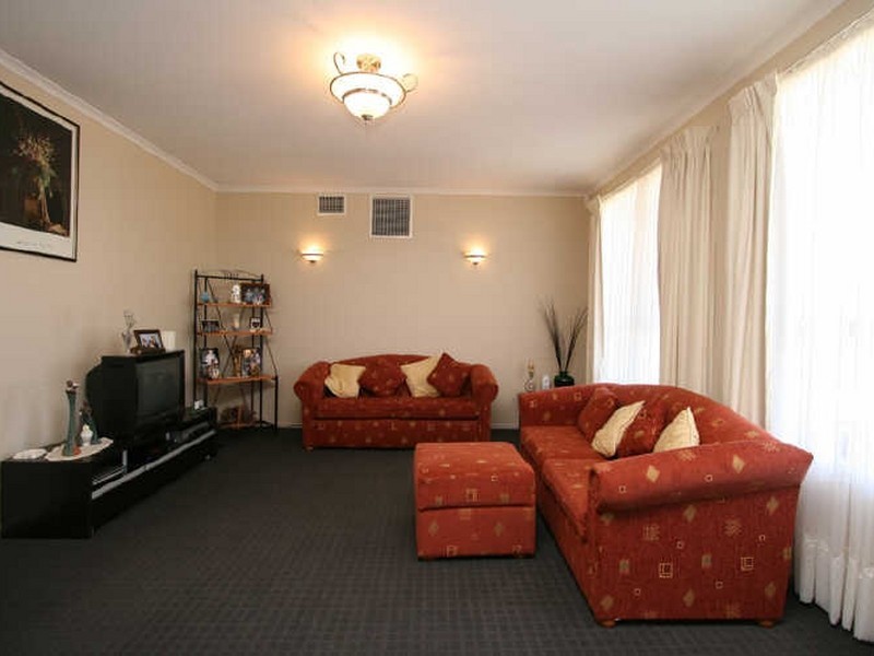 1 Walford Court, Salisbury Heights SA 5109