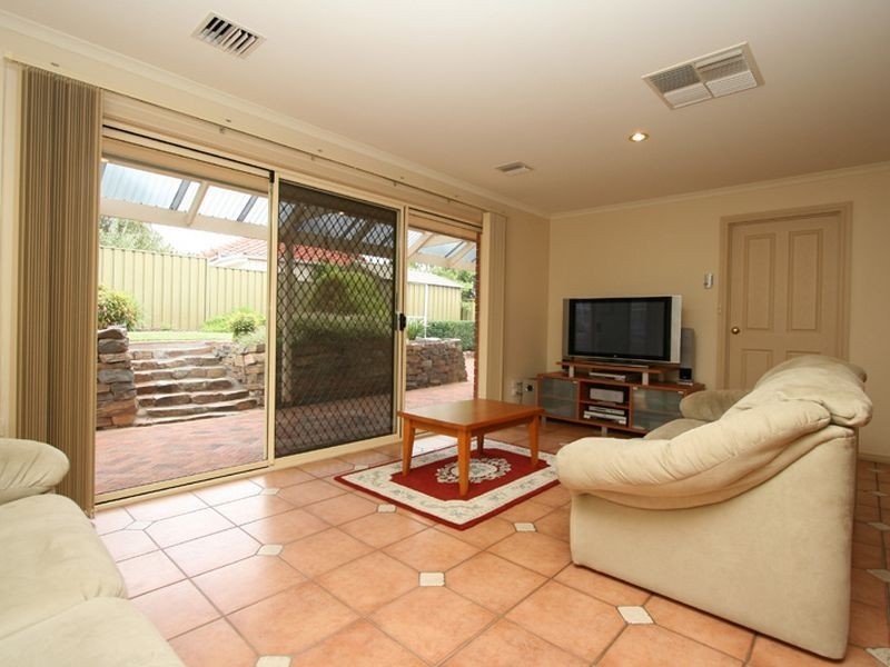 16 Driscoll Court, Greenwith SA 5125