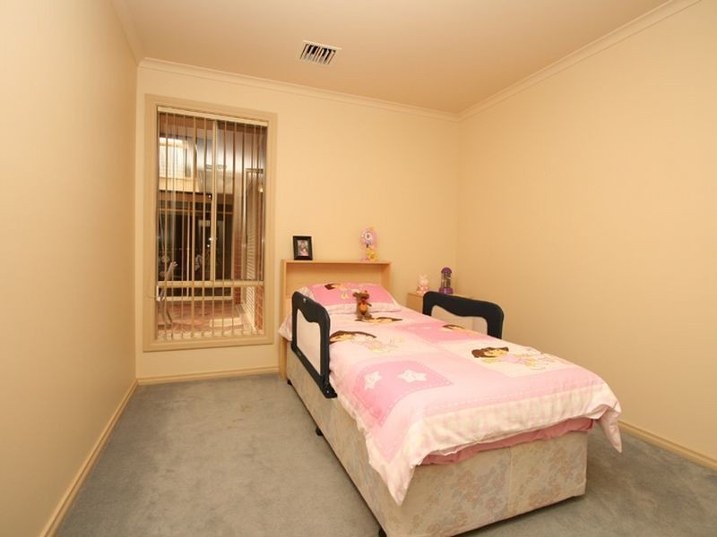 16 Driscoll Court, Greenwith SA 5125