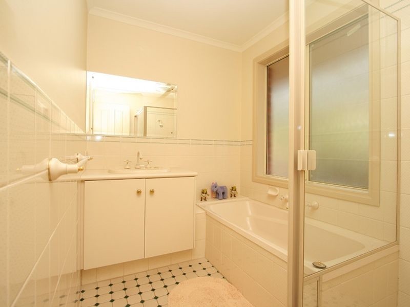 16 Driscoll Court, Greenwith SA 5125