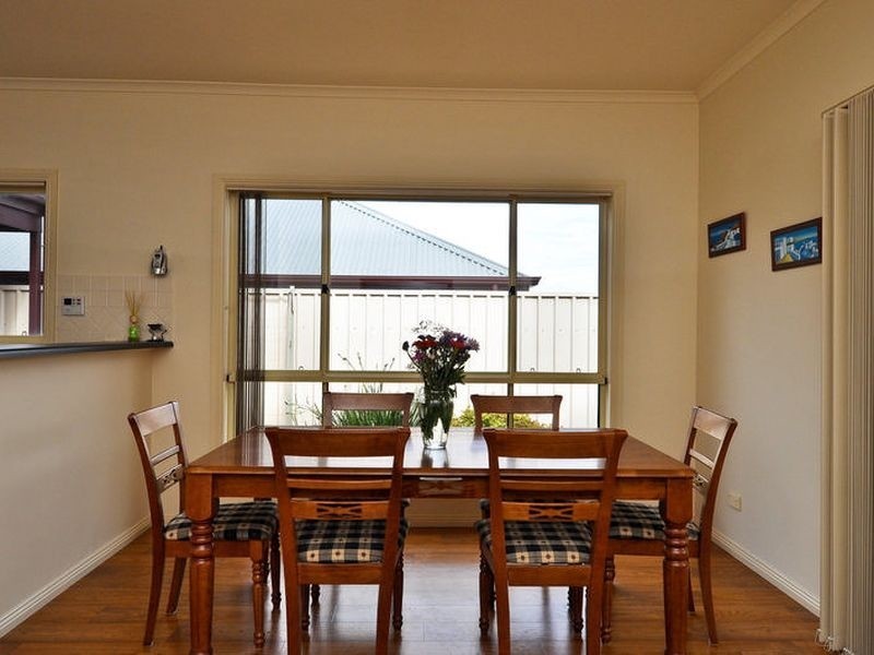 6 Napoleon Way, Greenwith SA 5125