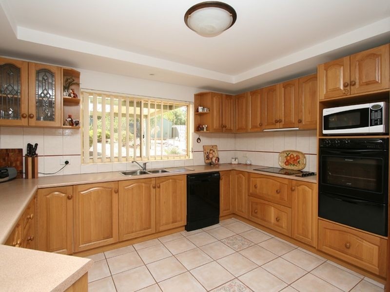 20 Harvey Crescent, Salisbury Heights SA 5109