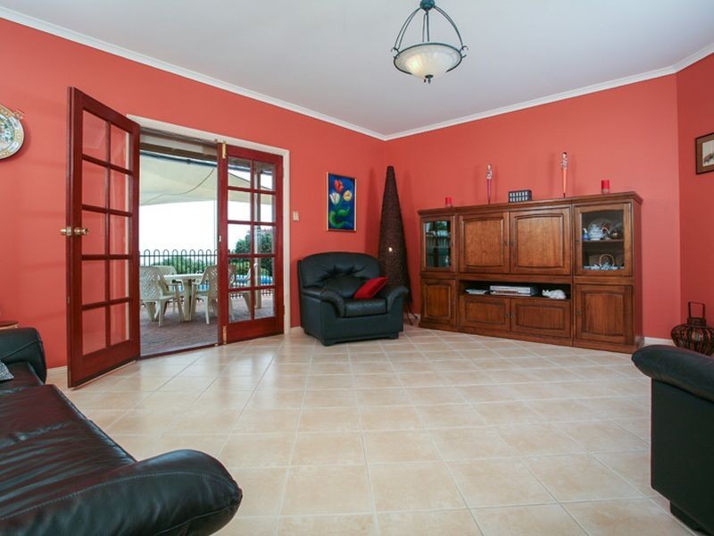 16 Panama Grove, Greenwith SA 5125