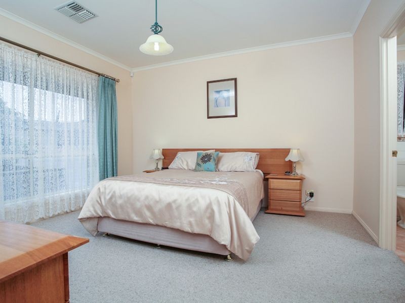 16 Panama Grove, Greenwith SA 5125