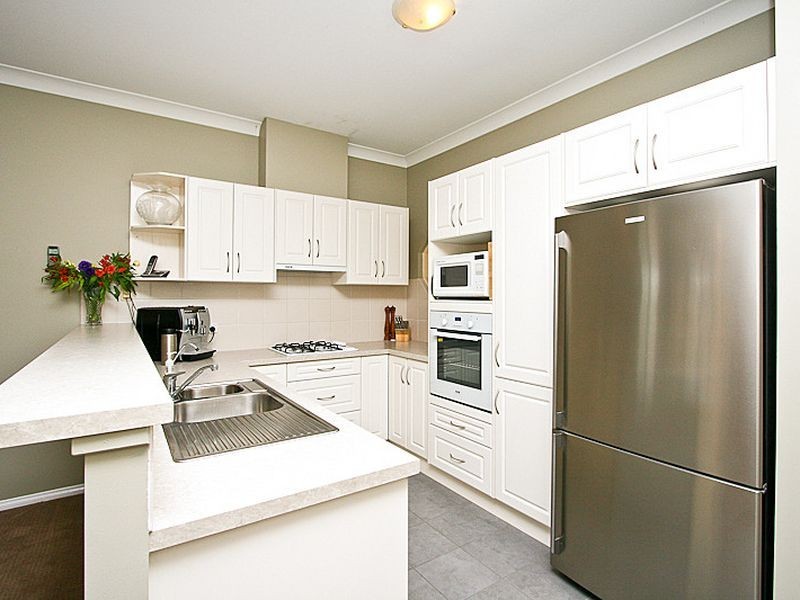 13 Lockwood Drive, Greenwith SA 5125