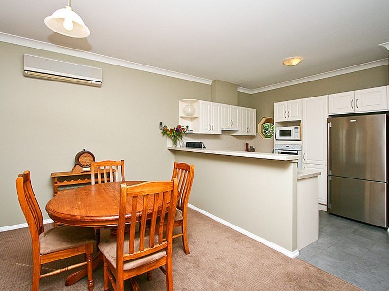 13 Lockwood Drive, Greenwith SA 5125