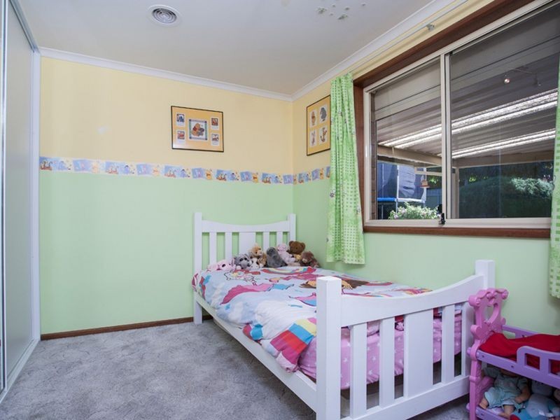 5 Lagavulin Court, Greenwith SA 5125