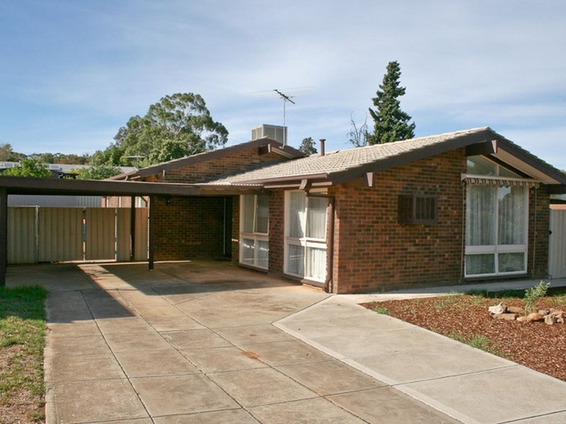17 Rosewall Avenue, Gulfview Heights SA 5096