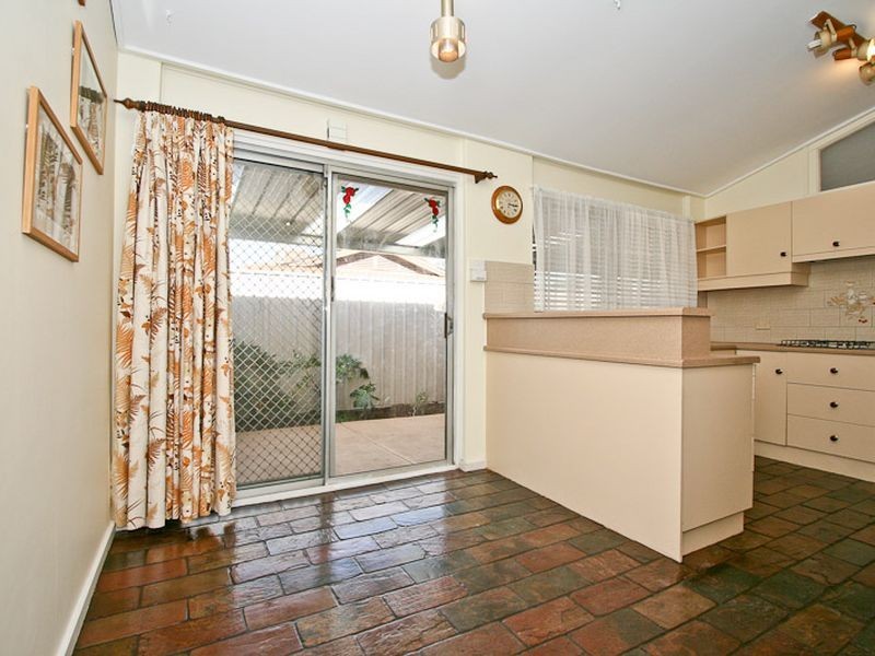 17 Rosewall Avenue, Gulfview Heights SA 5096