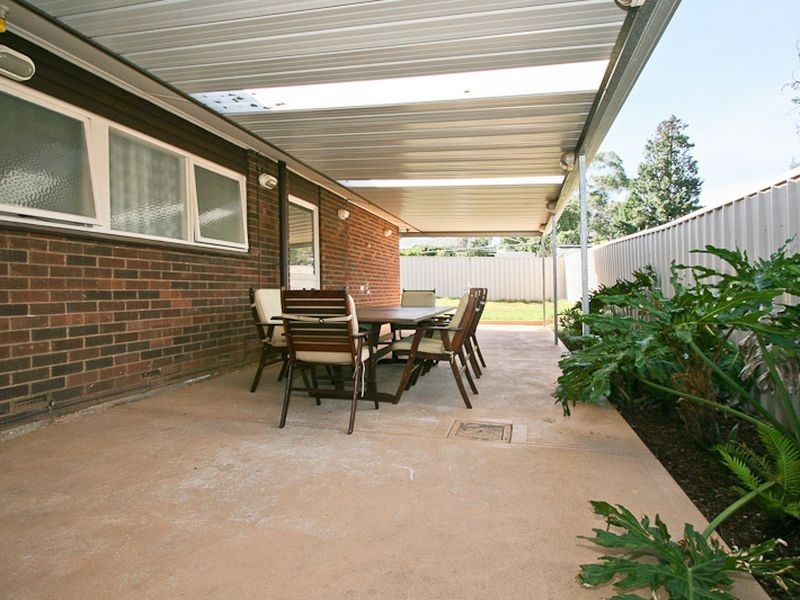 17 Rosewall Avenue, Gulfview Heights SA 5096