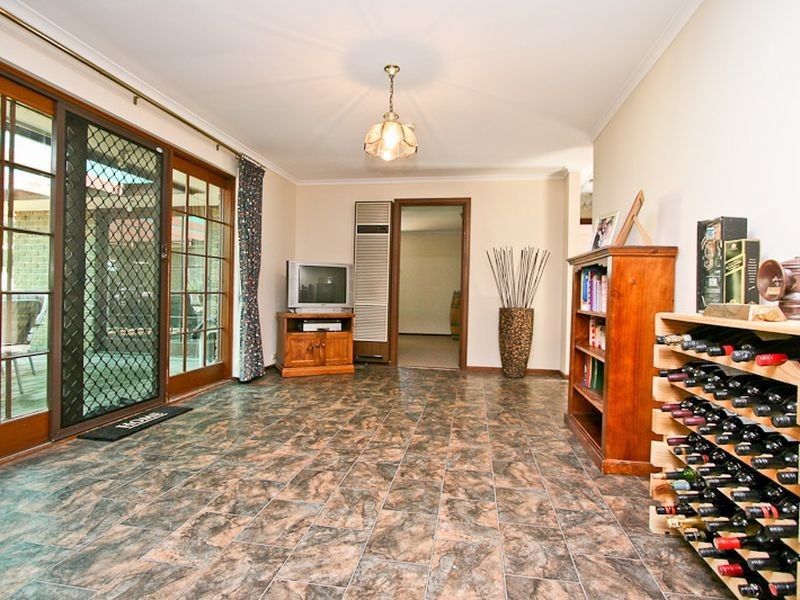 80 McEwin Avenue, Redwood Park SA 5097