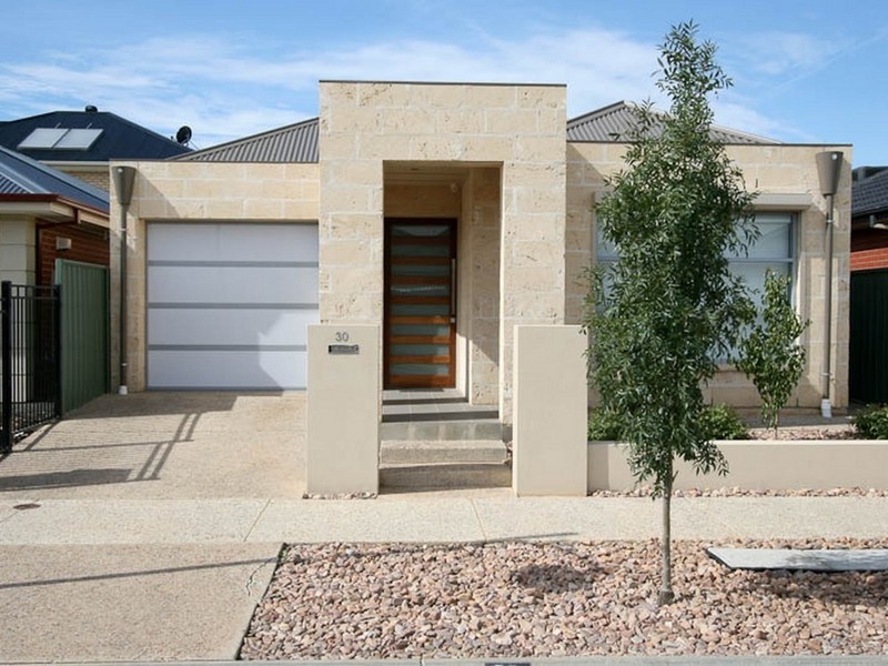 30 Cascades Drive, Mawson Lakes SA 5095
