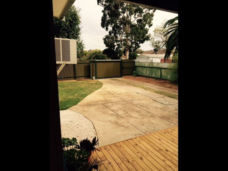 5 Grayling Street, Elizabeth East SA 5112