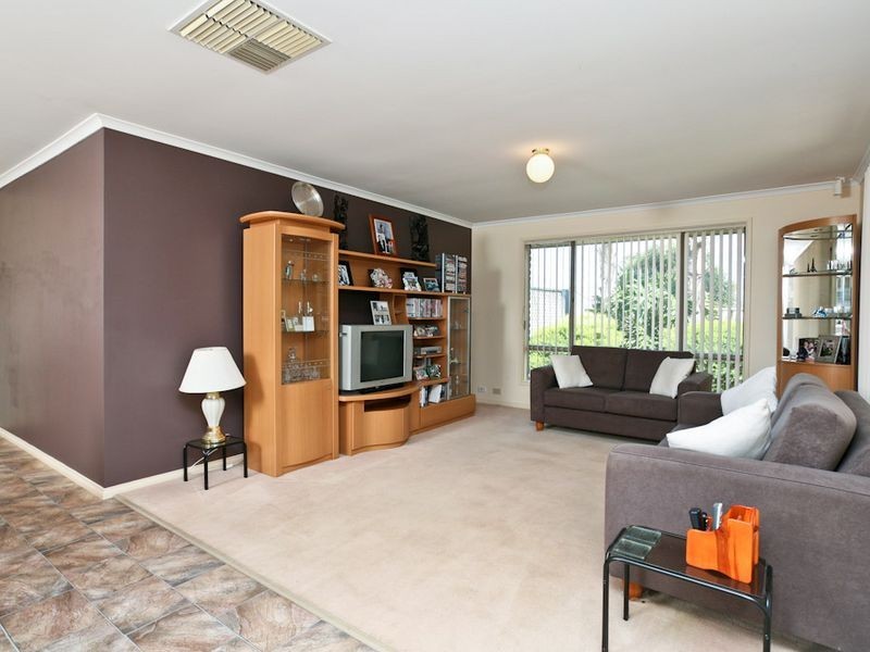 18 Creek Rise, Salisbury Heights SA 5109