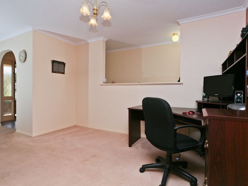 18 Creek Rise, Salisbury Heights SA 5109