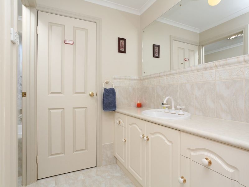 18 Creek Rise, Salisbury Heights SA 5109