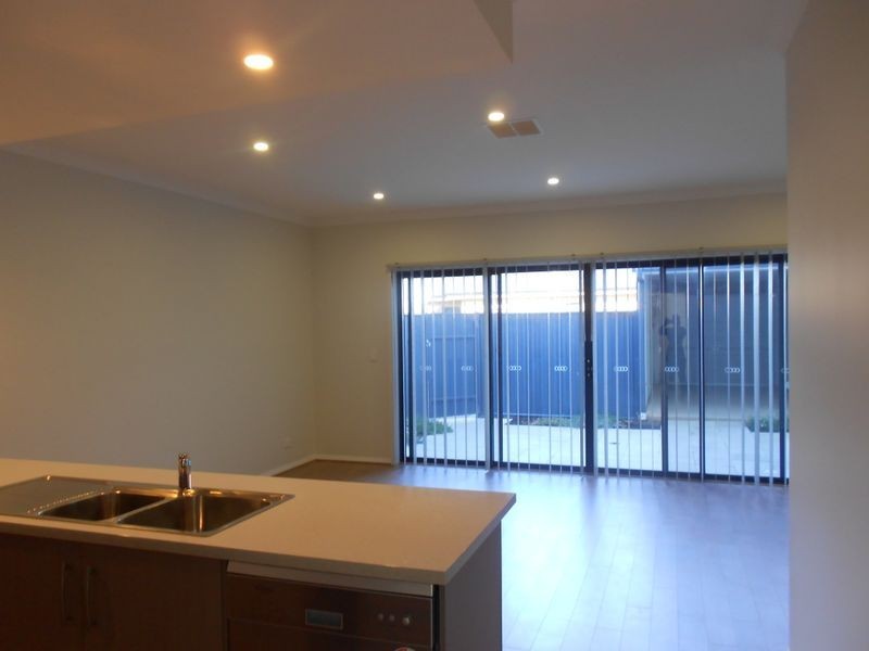 5/8-12 St Elias Street, Mawson Lakes SA 5095